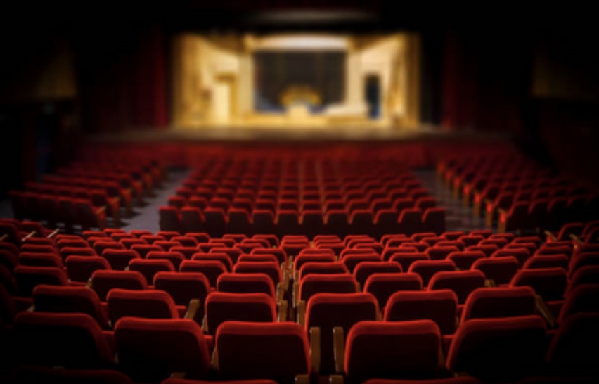 https://www.istockphoto.com/photo/empty-red-armchairs-of-a-theater-ready-for-a-show-gm1295114854-388925081