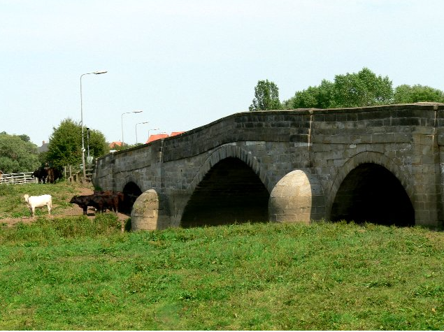 Bridge Over the River Derwent
cc-by-sa/2.0 - © Roger Gilbertson - geograph.org.uk/p/197209