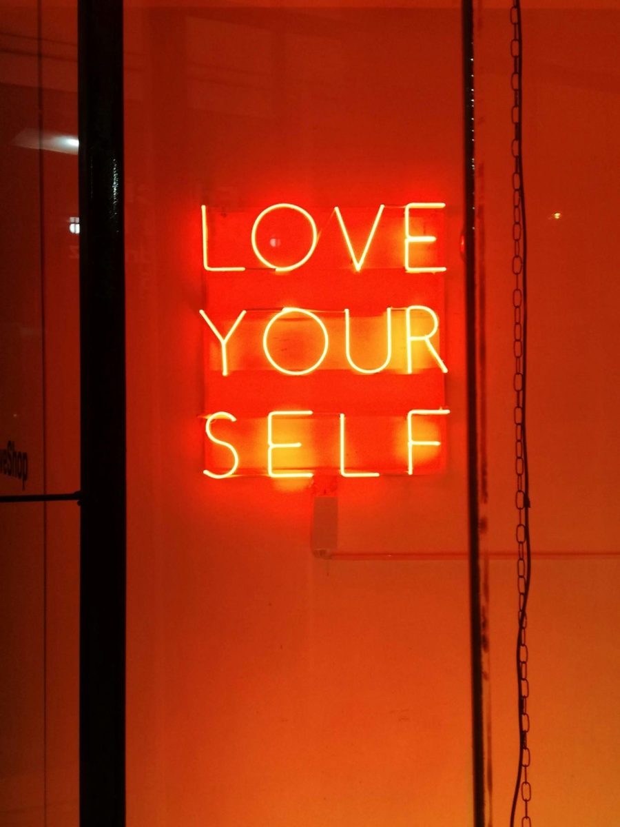 https://www.pexels.com/photo/love-yourself-neon-sign-10874222/