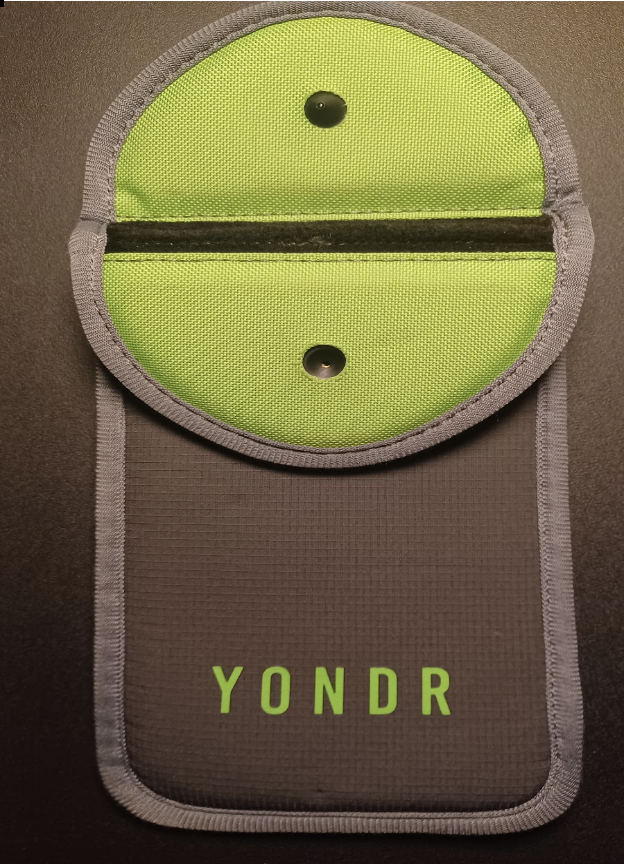Yondr Pouch Debate at VHS